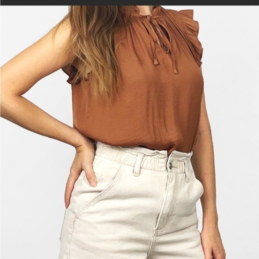 Cupcakes and Cashmere ruffle tie top - XS